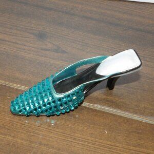 NIB Raine Just The Right Shoe Figurine "Midori" box paperwork